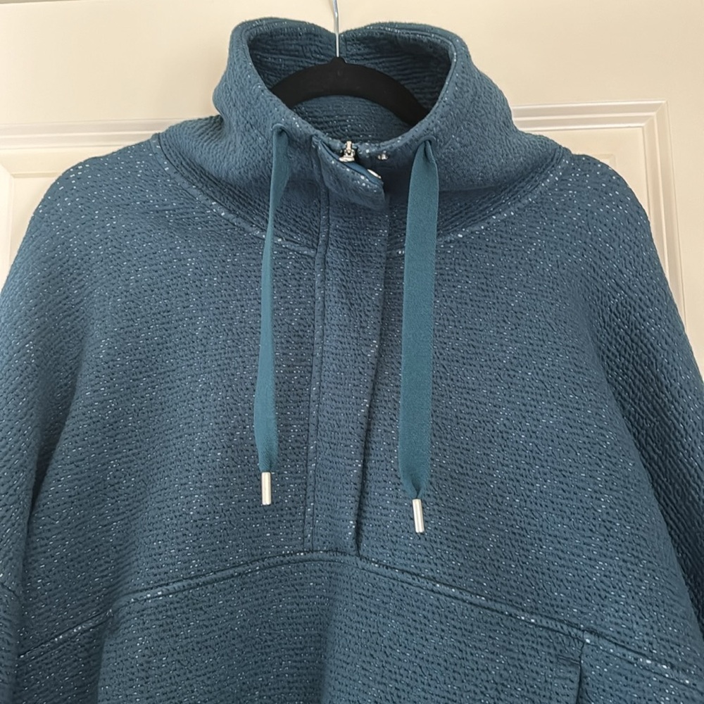 Like New Calia Cloud Zip Placket Jacket Pullover … - image 5